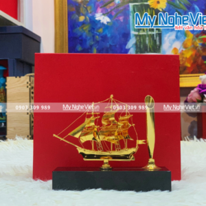 Thuyền Cắm Bút Mạ Vàng