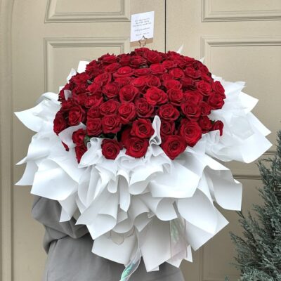 Hồng Đỏ Tâm Điểm